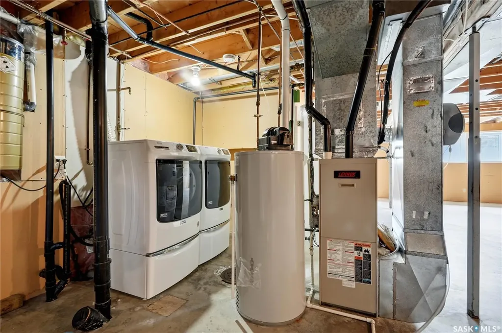 579 Tobin Crescent Saskatoon SK S7K 4N9