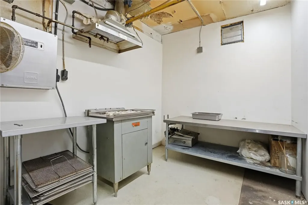 339 Centre Street Assiniboia SK S0H 0B0