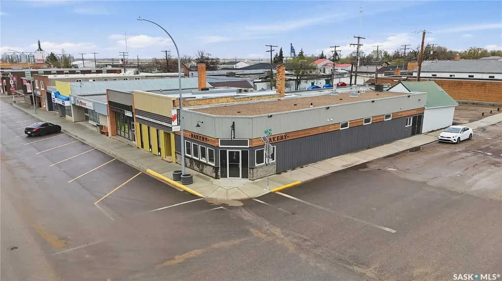 339 Centre Street Assiniboia SK S0H 0B0