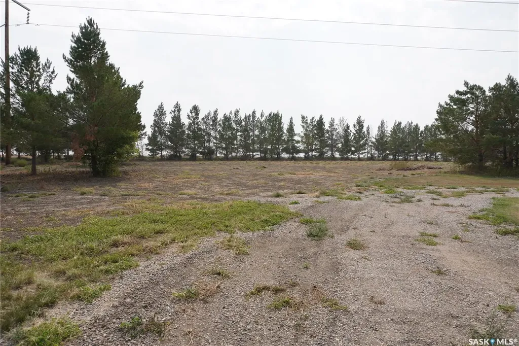 745-751 Victoria Street E Moose Jaw SK S6H 6A5