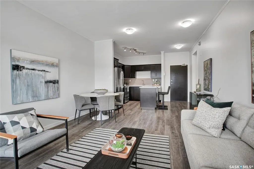 545 Hassard Close Saskatoon SK S7L 6V3