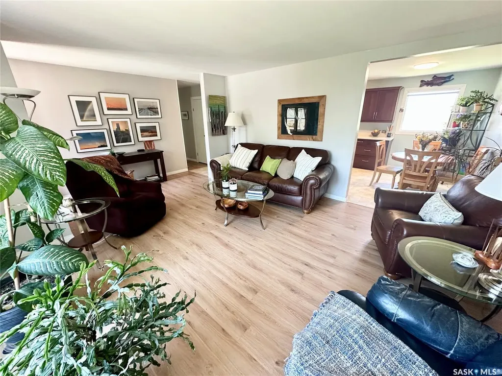 309 Russell Street Stoughton SK S0G 4T0