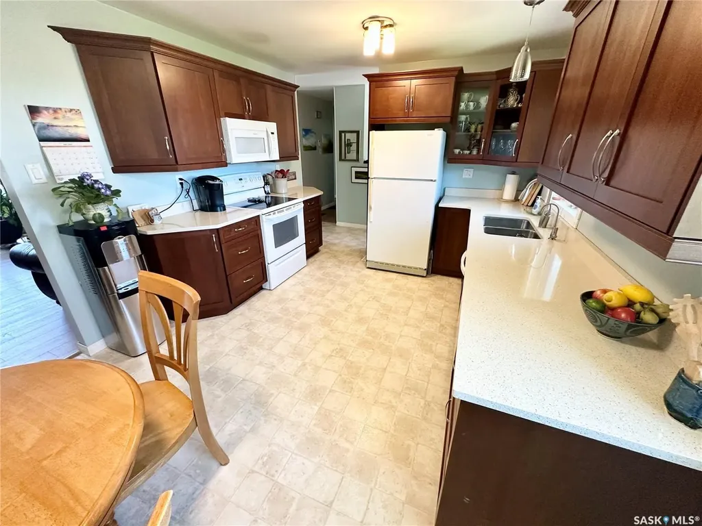 309 Russell Street Stoughton SK S0G 4T0