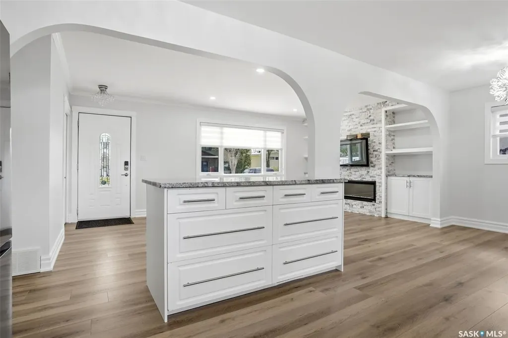 124 Riddell Crescent Regina SK S4S 5L3