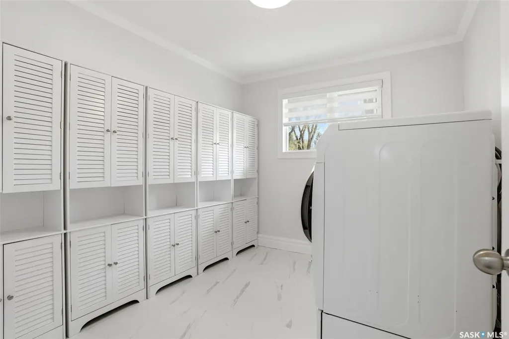 124 Riddell Crescent Regina SK S4S 5L3