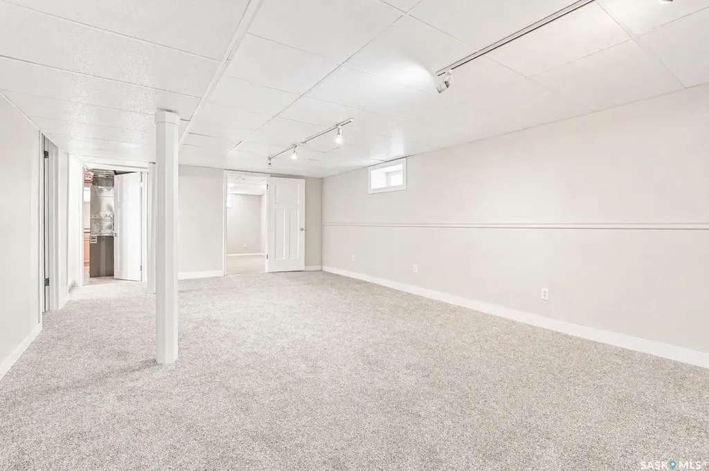 1321 Jubilee Avenue Regina SK S4S 3S8