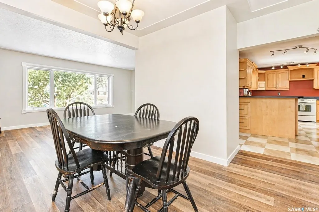 1321 Jubilee Avenue Regina SK S4S 3S8