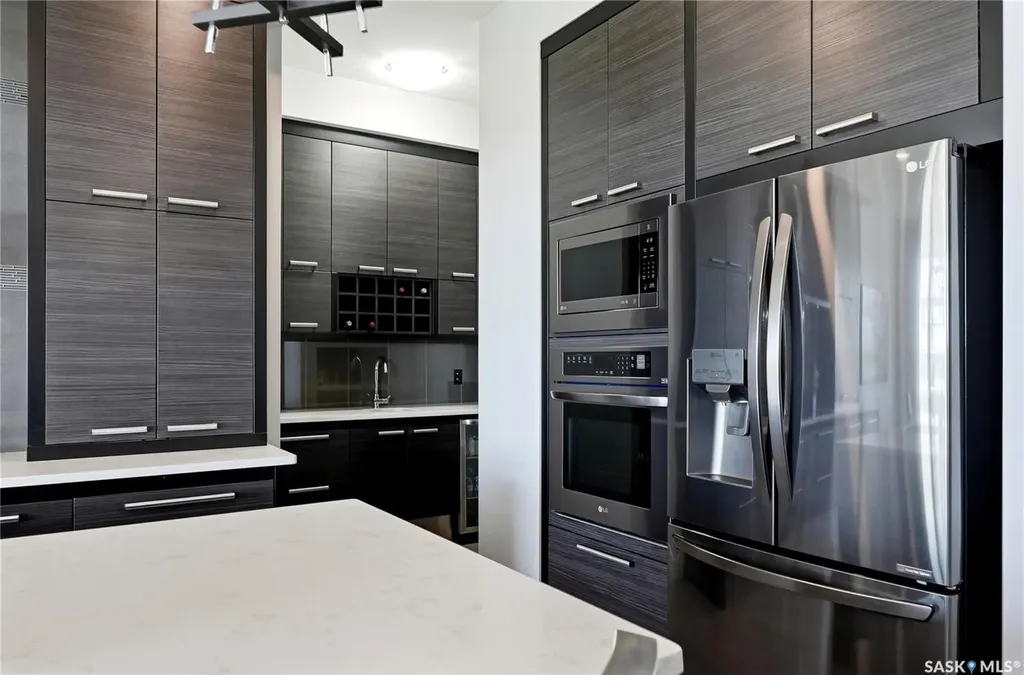 739 Hastings Cove Saskatoon SK S7V 0G6