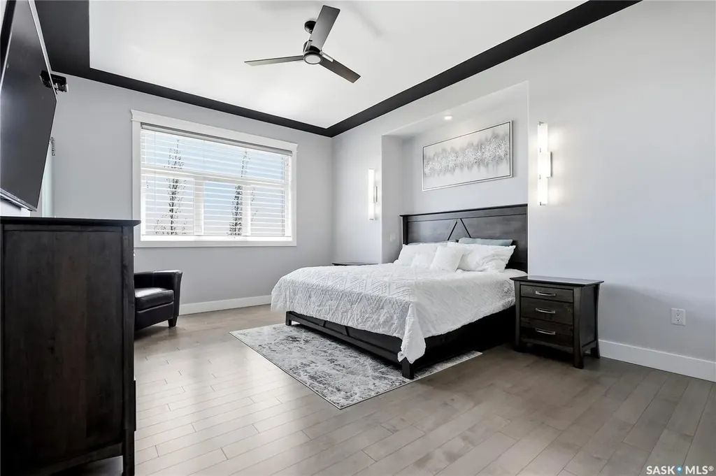 739 Hastings Cove Saskatoon SK S7V 0G6