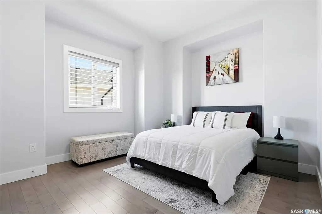 739 Hastings Cove Saskatoon SK S7V 0G6