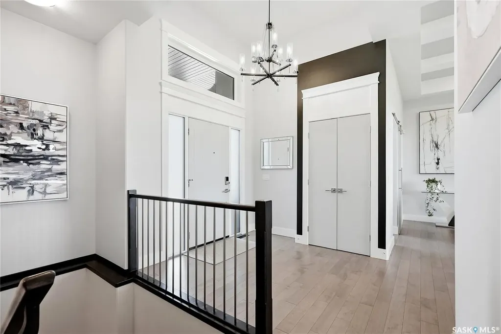 739 Hastings Cove Saskatoon SK S7V 0G6
