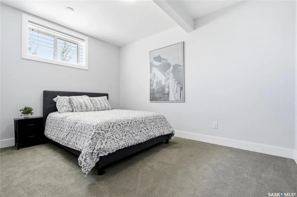 739 Hastings Cove Saskatoon SK S7V 0G6