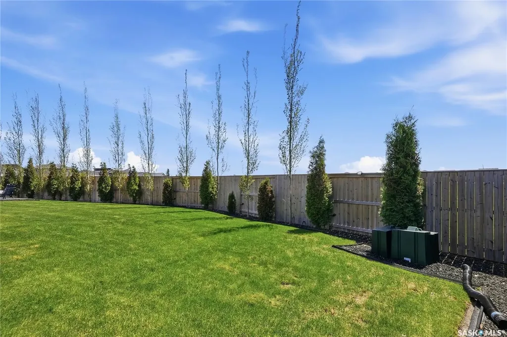 739 Hastings Cove Saskatoon SK S7V 0G6