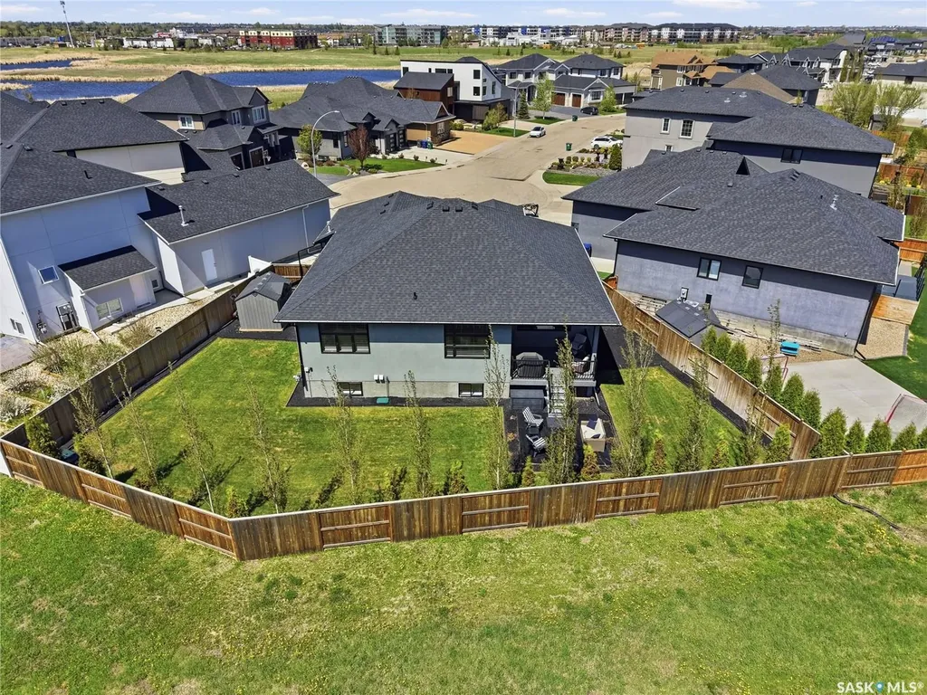 739 Hastings Cove Saskatoon SK S7V 0G6
