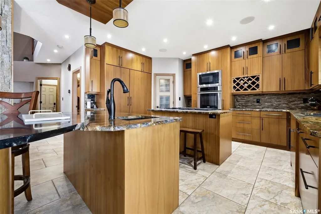 7502 Lilac Place Regina SK S4Y 0B3