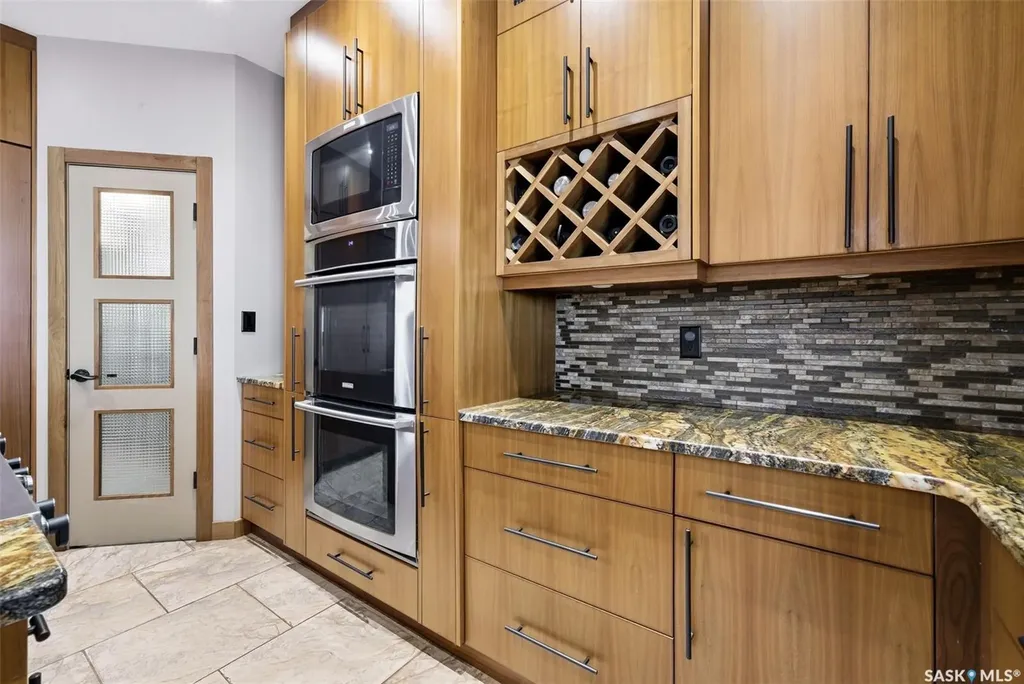 7502 Lilac Place Regina SK S4Y 0B3