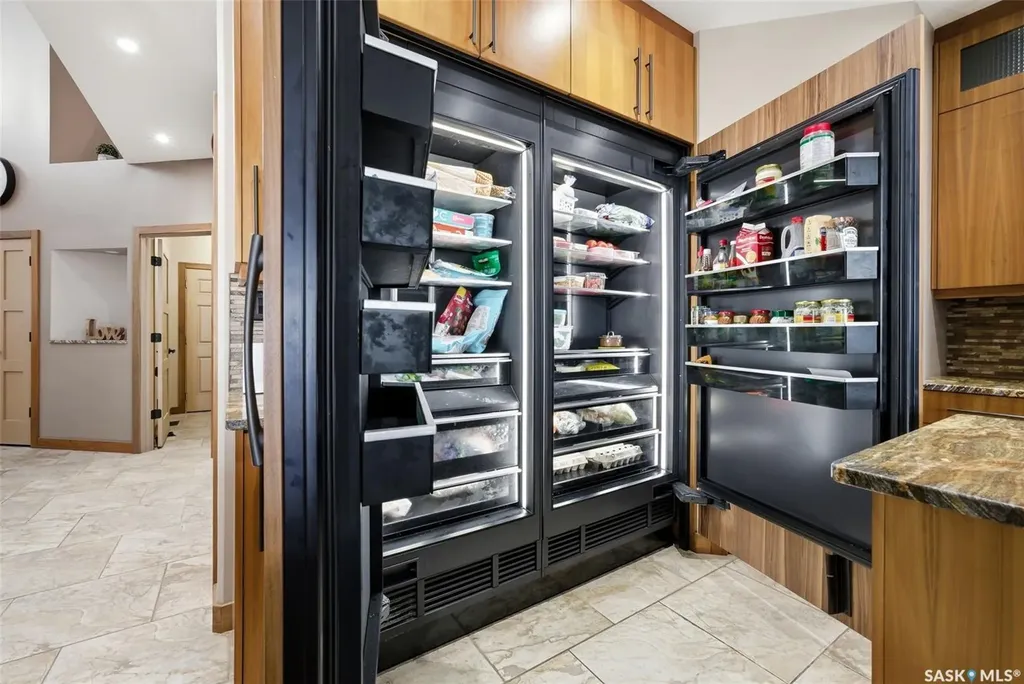 7502 Lilac Place Regina SK S4Y 0B3