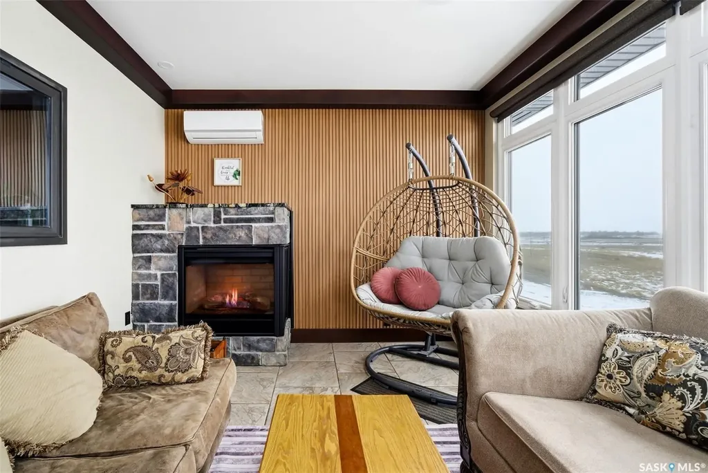 7502 Lilac Place Regina SK S4Y 0B3