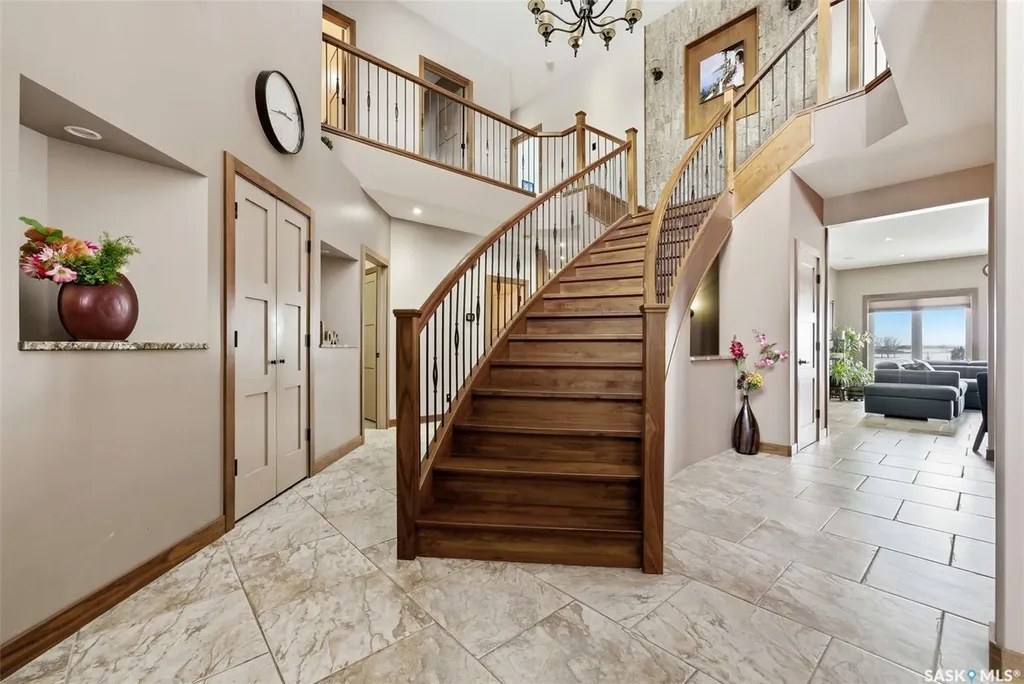 7502 Lilac Place Regina SK S4Y 0B3