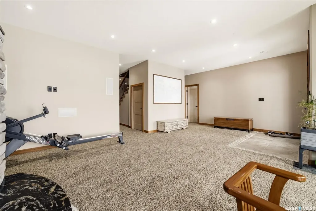 7502 Lilac Place Regina SK S4Y 0B3