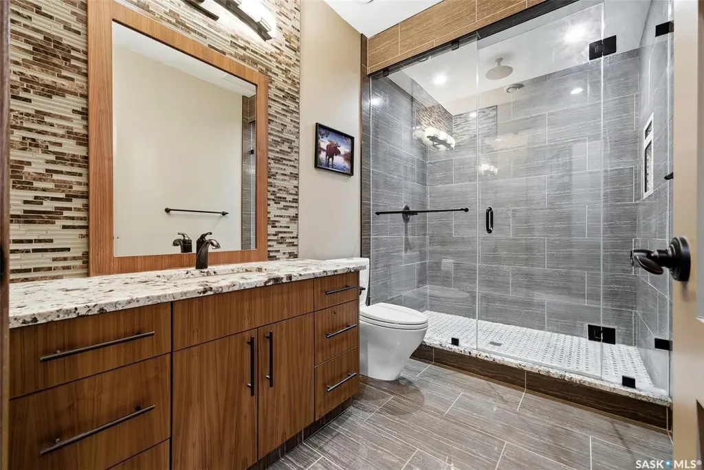 7502 Lilac Place Regina SK S4Y 0B3