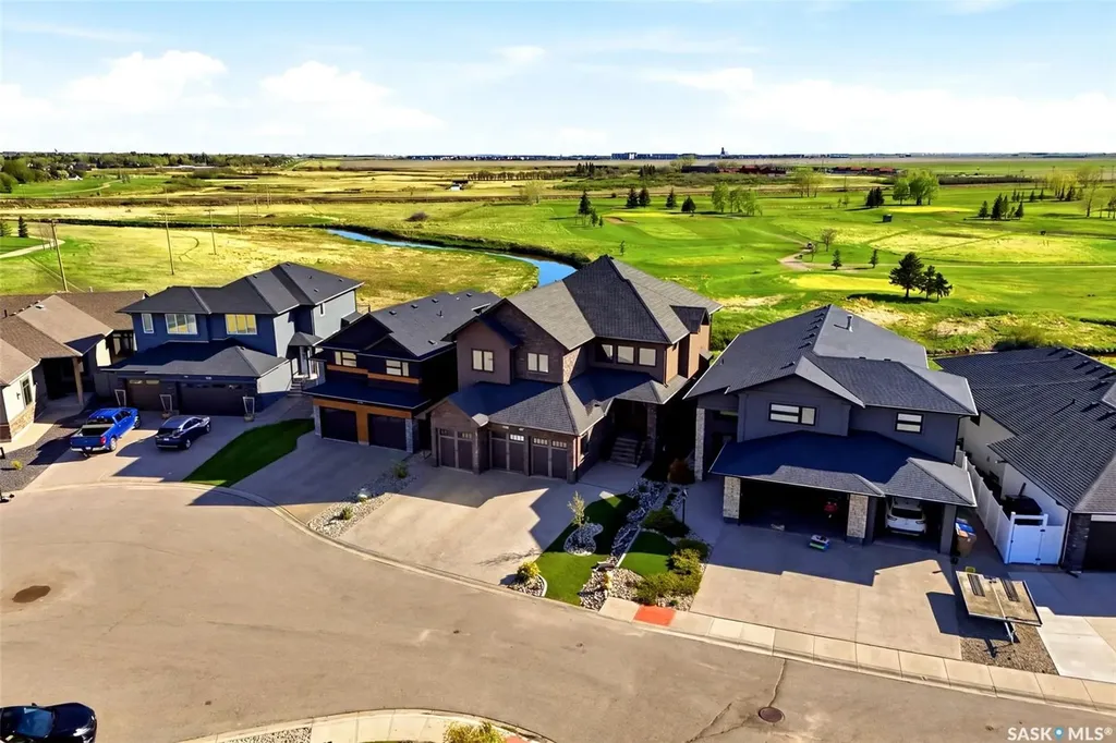 7502 Lilac Place Regina SK S4Y 0B3