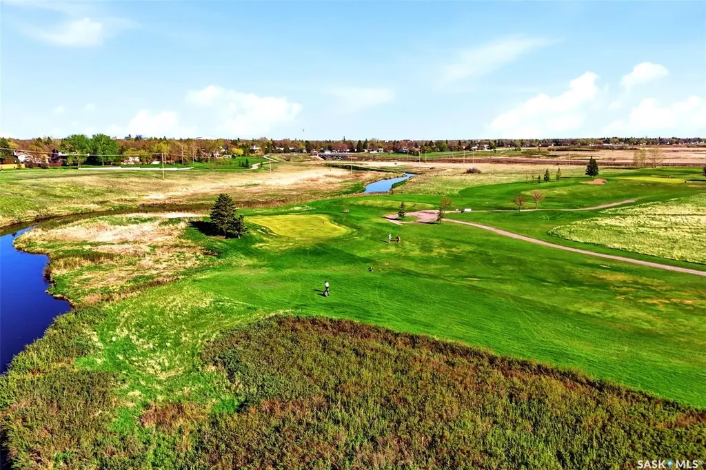 7502 Lilac Place Regina SK S4Y 0B3
