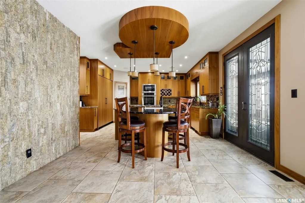 7502 Lilac Place Regina SK S4Y 0B3