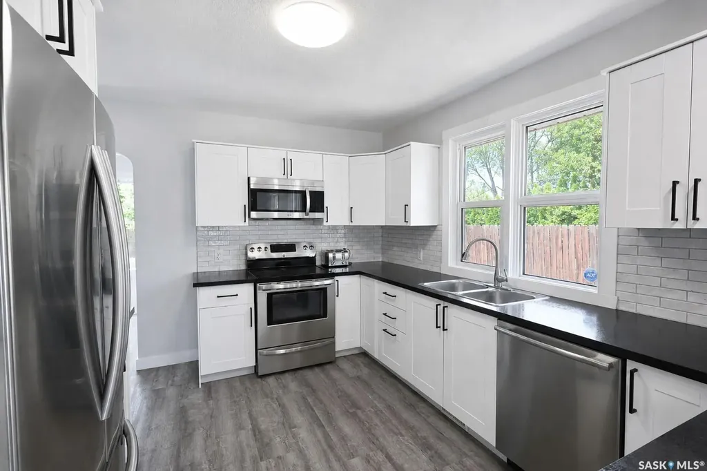 529 20th Street E Prince Albert SK S6V 1L4
