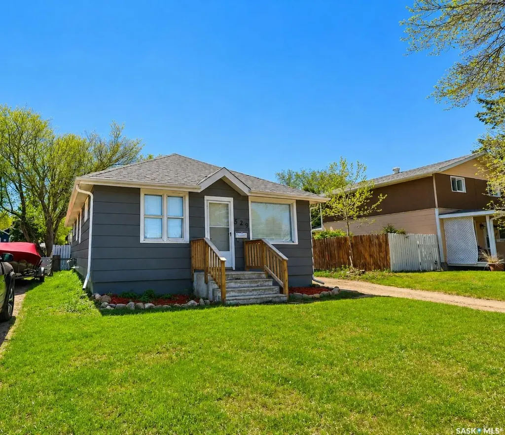 529 20th Street E Prince Albert SK S6V 1L4