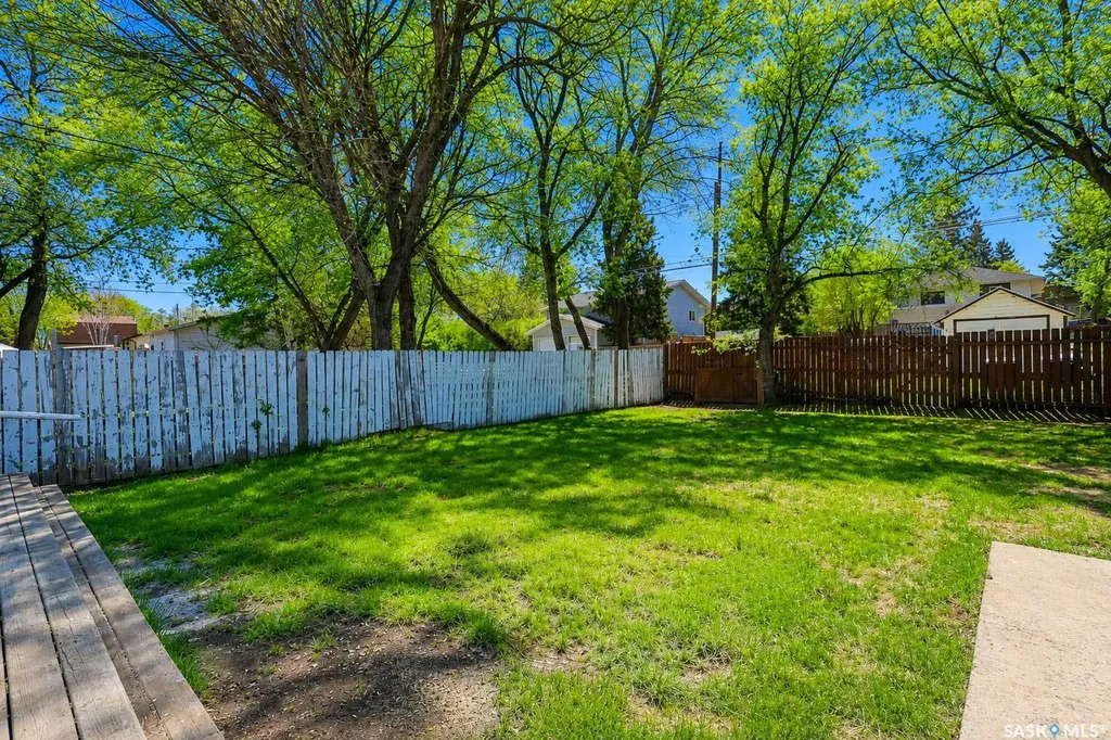 529 20th Street E Prince Albert SK S6V 1L4
