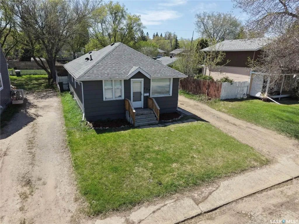 529 20th Street E Prince Albert SK S6V 1L4