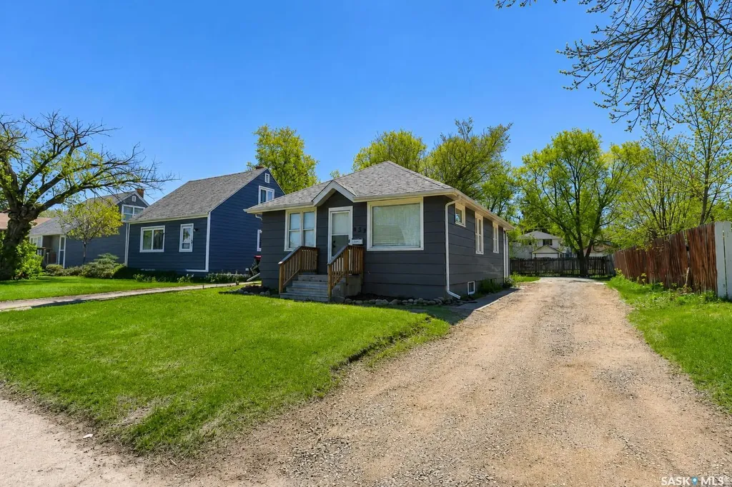 529 20th Street E Prince Albert SK S6V 1L4