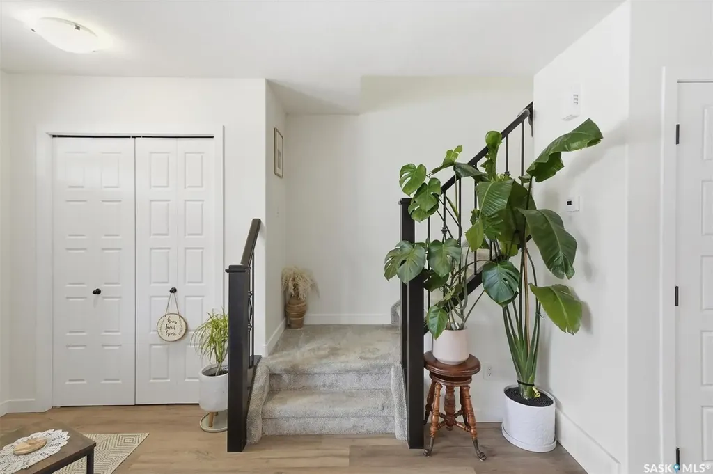 344 Levalley Cove Saskatoon SK S7T 0L1