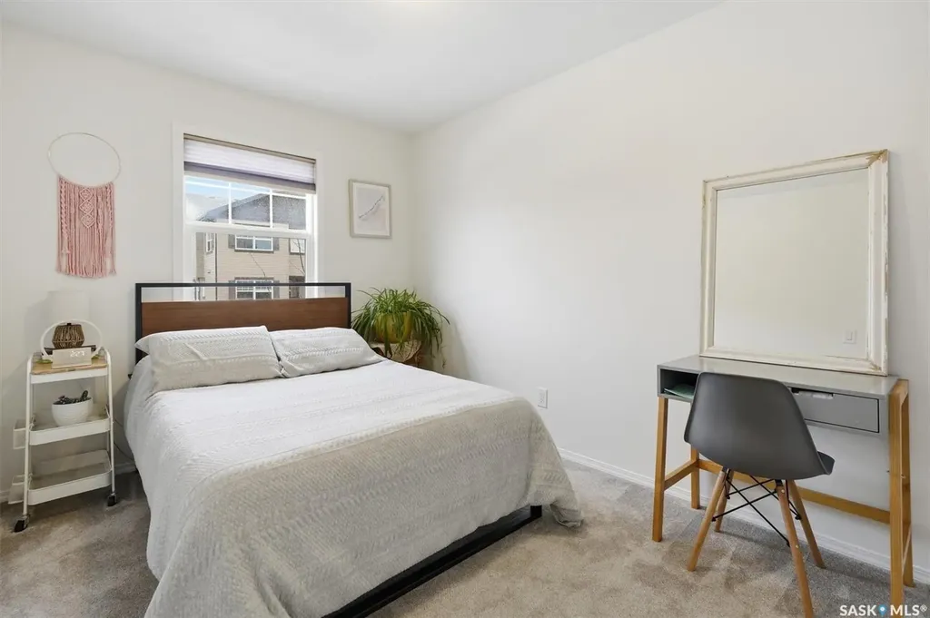 344 Levalley Cove Saskatoon SK S7T 0L1