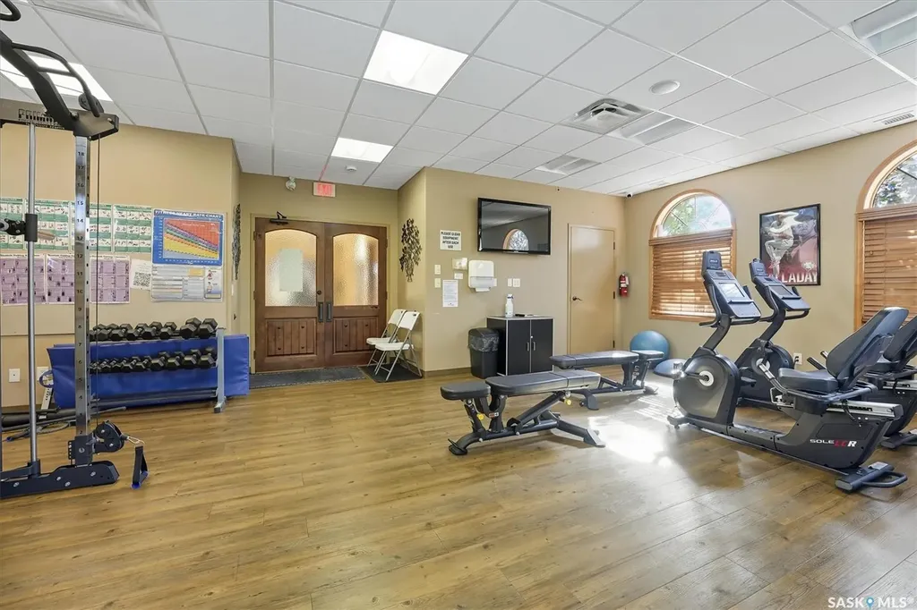 344 Levalley Cove Saskatoon SK S7T 0L1