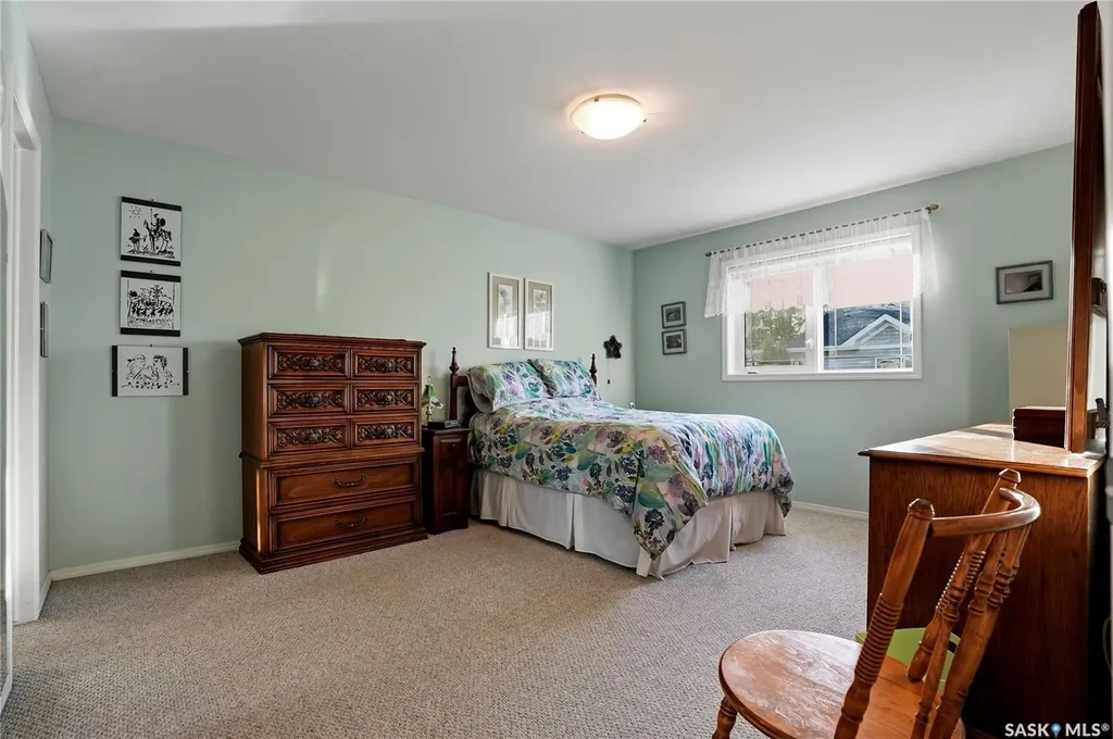 825 Heritage Green Saskatoon SK S7H 5S7