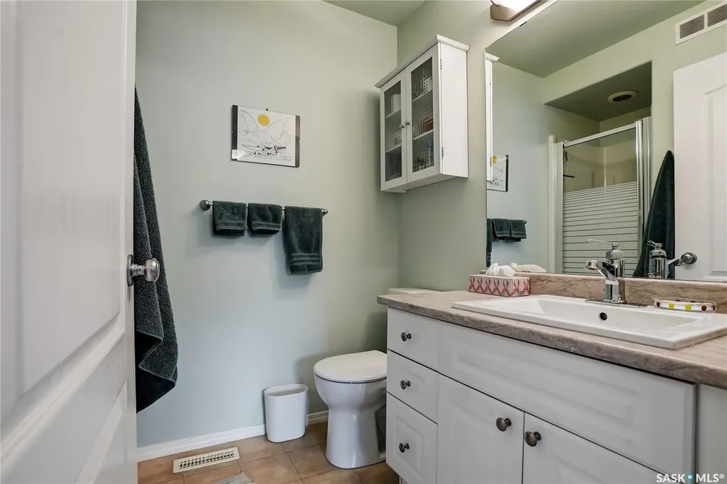 825 Heritage Green Saskatoon SK S7H 5S7