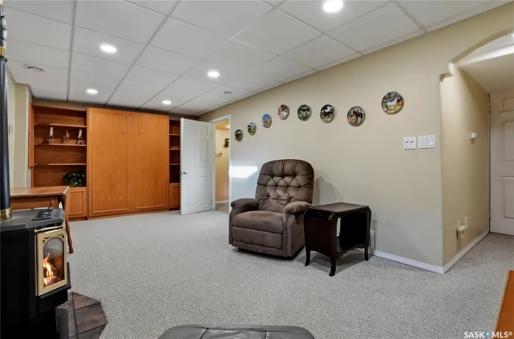 825 Heritage Green Saskatoon SK S7H 5S7