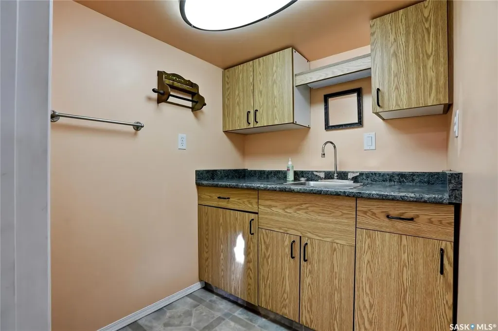825 Heritage Green Saskatoon SK S7H 5S7