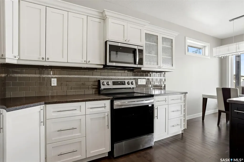 4113 Green Willow Terrace E Regina SK S4V 1M3