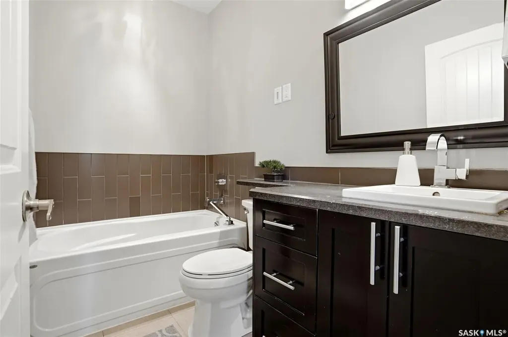 4113 Green Willow Terrace E Regina SK S4V 1M3