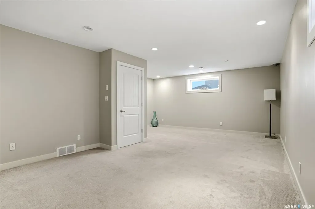 4113 Green Willow Terrace E Regina SK S4V 1M3
