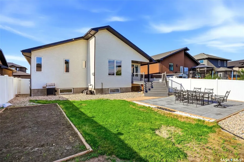 4113 Green Willow Terrace E Regina SK S4V 1M3
