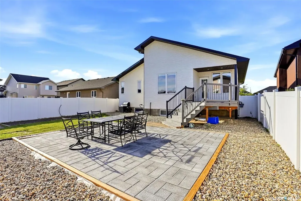 4113 Green Willow Terrace E Regina SK S4V 1M3