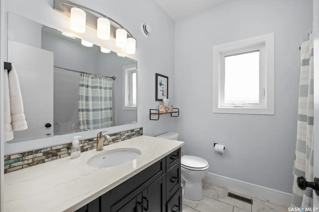 34 Hadley Road Prince Albert SK S6X 0A3