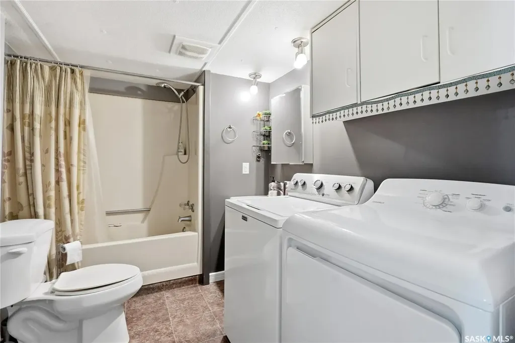 127 Sycamore Drive Blucher Rm No. 343 SK S7B 0A4