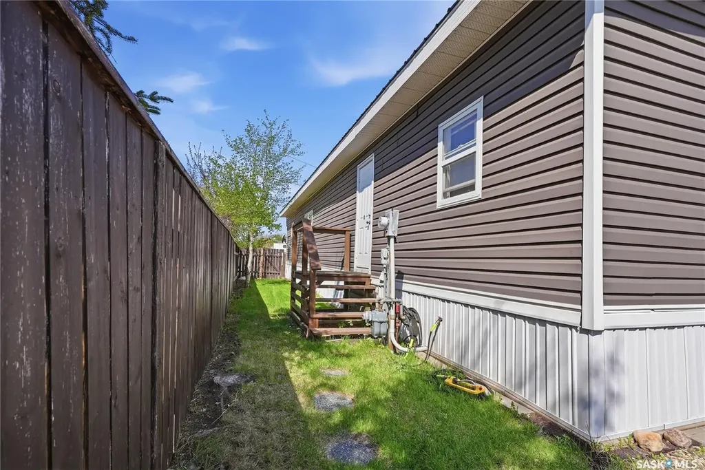 127 Sycamore Drive Blucher Rm No. 343 SK S7B 0A4