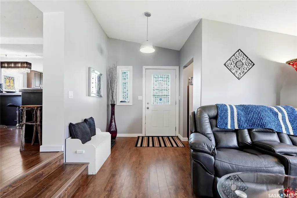 127 Sycamore Drive Blucher Rm No. 343 SK S7B 0A4