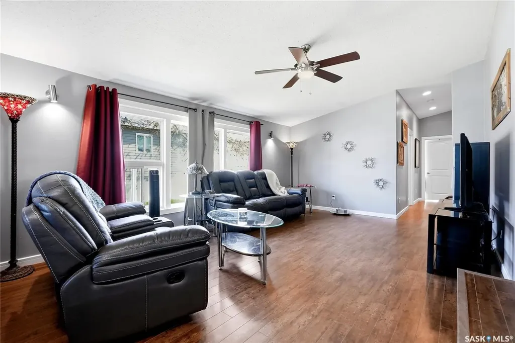 127 Sycamore Drive Blucher Rm No. 343 SK S7B 0A4